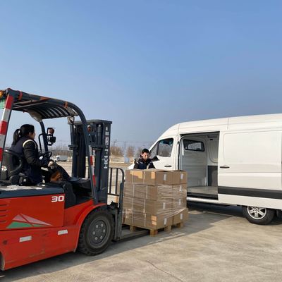 73.6kWh বৈদ্যুতিক মিনি কার্গো ভ্যান 110km/H বৈদ্যুতিক ফ্রিজার ভ্যান 288km সর্বোচ্চ রেঞ্জ