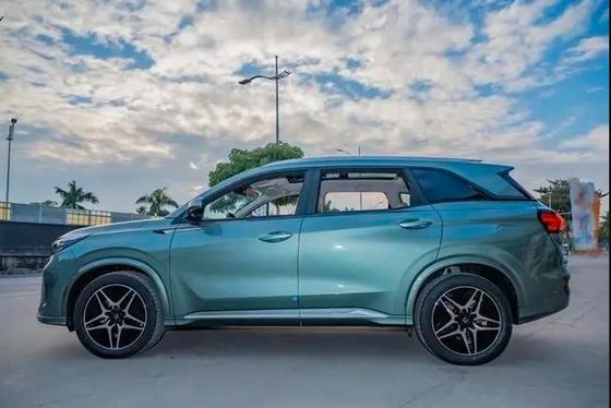 ডংফেং মিড সাইজ ইলেকট্রিক এসইউভি