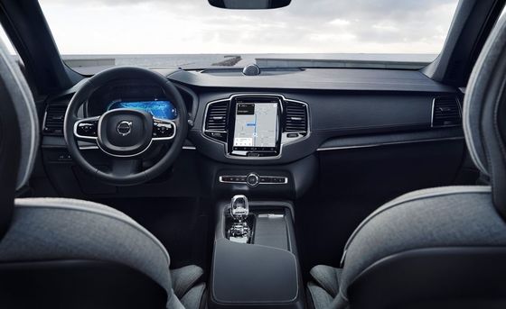 ভলভো XC90 B5 4 হুইল ড্রাইভ ইলেকট্রিক গাড়ি 180Km/H 4WD EV SUV 184KW সর্বোচ্চ শক্তি