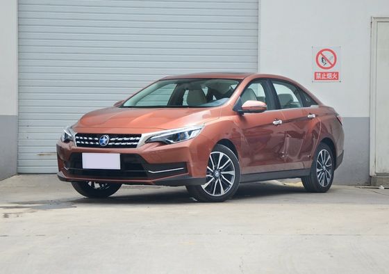 ডংফেং নিসান ভেনুসিয়া ডি60 ইভি 2500 মিমি - 3000 মিমি হুইলবেস বাম হাতের ড্রাইভ গাড়ি