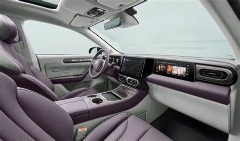 প্রাপ্তবয়স্কদের জন্য স্বয়ংচালিত উচ্চ গতির বৈদ্যুতিক যানবাহন SUV নতুন শক্তি Lingpao C11