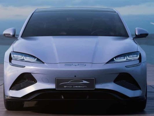 BYD সিল ডুয়াল মোটর ইলেকট্রিক কার