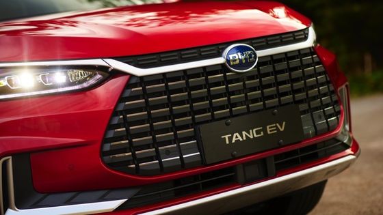 635 কিমি হাই পারফরম্যান্স ইলেকট্রিক গাড়ি