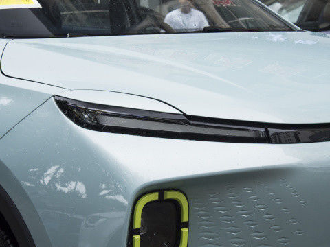 ছোট এসইউভি ইকো ফ্রেন্ডলি ইলেকট্রিক গাড়ি গিলি জ্যামিতি ই 320 কিমি 401 কিমি 5 দরজা 5 সিটার