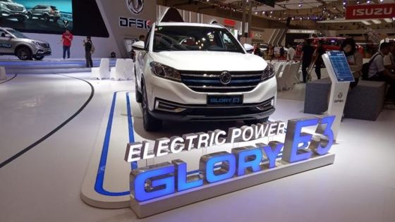 Dongfeng Glory E3 ইলেকট্রিক SUV গাড়ি EV AMG ড্রাইভ ইউনিট ইলেকট্রিক 5 সিটার কার