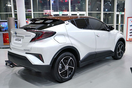 Toyota Izoa Pure Electric Cars Nedc 400km EV Cars SUV 54.3kwh 150kw 300nm 204HP