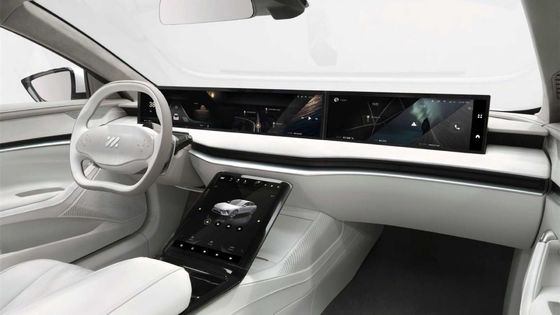 ZHIJI L7 হাই পারফরম্যান্স ইলেকট্রিক গাড়ি 615km নতুন শক্তির বৈদ্যুতিক যানবাহন