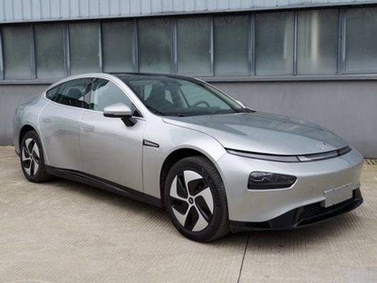 Xiaopeng P7 4 হুইল বৈদ্যুতিক যানবাহন 480km বৈদ্যুতিক প্রাপ্তবয়স্ক গাড়ি CCC প্রত্যয়িত