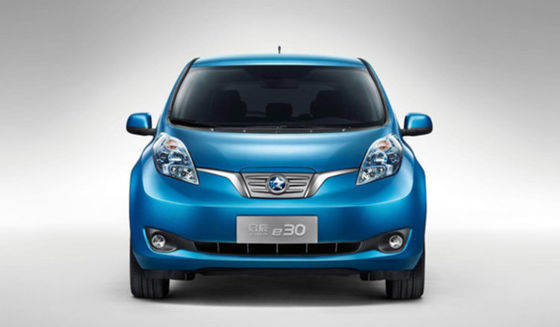 4 আসন বিশুদ্ধ বৈদ্যুতিক গাড়ি ভেনুসিয়া E30 বাম হাতের ড্রাইভ যানবাহন 105 কিমি/ঘন্টা