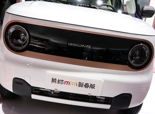 জিলি পান্ডা মিনি ইভি গাড়ি 4 আসনের হ্যাচব্যাক ইলেকট্রিক নিউ এনার্জি 120 কিমি NEDC