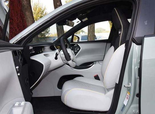 4 দরজা 5 সিটার বড় ইলেকট্রিক কার অ্যাভিটা 11 555 কিমি রেঞ্জ 200 কিমি/ঘন্টা সর্বোচ্চ গতি