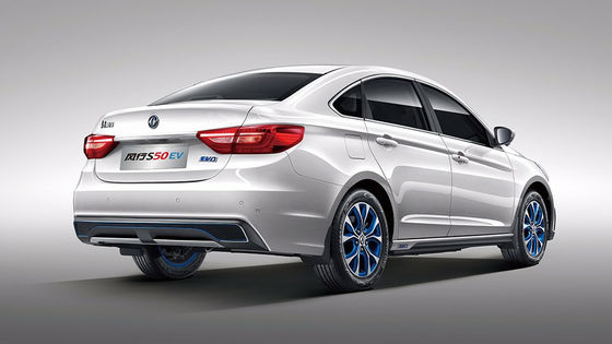 150কিমি/ঘন্টা ডংফেং ইলেকট্রিক যান ইভি S50 সেডান কার NEDC 415কিমি