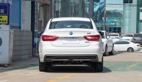 রেঞ্জ 415কিমি ইসিও ফ্রেন্ডলি ইলেকট্রিক কার ডংফেং ফেংক্সিং এস60 180কিমি/ঘন্টা