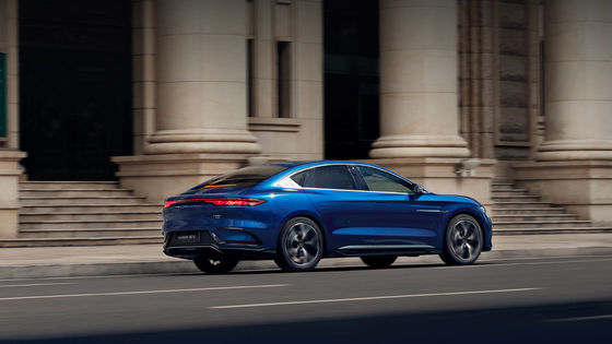 উচ্চ গতির BYD নতুন শক্তির যানবাহন