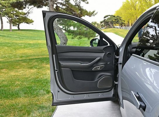 এসইউভি এ এনআইও ইসি 7 75 কেডব্লিউএইচ বৈদ্যুতিক গাড়ি 480 কেডব্লিউ সরবরাহকারী মোটর সহ