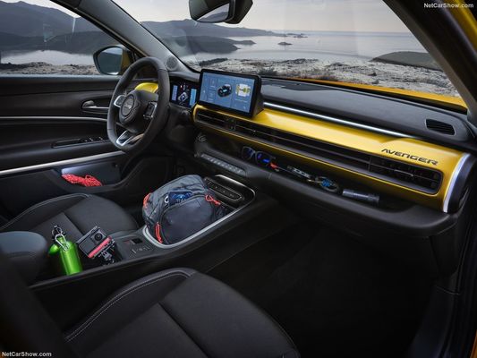 ছোট কম্প্যাক্ট পরিবার ফোকাস সমস্ত বৈদ্যুতিক ক্রসওভার এসইউভি জিপ অ্যাভেঞ্জার WLTP400km সঙ্গে