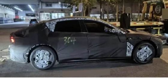 প্রাক বিক্রয় জেভি জিউয়ে 02 ইভি সেডান 544 এইচপি সহ আরডাব্লুডি এবং এডাব্লুডি সংস্করণগুলির সাথে নতুন শক্তির গাড়ি নিয়ে কাজ করে