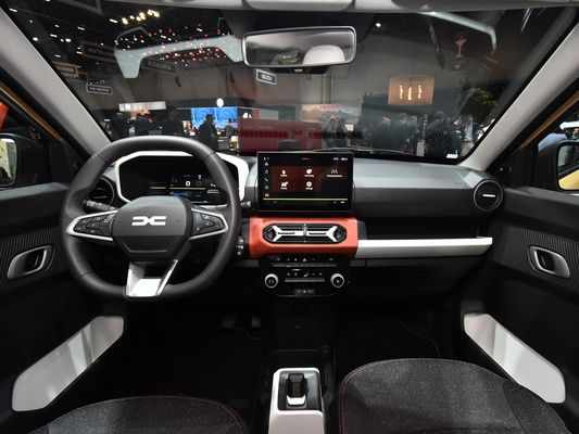 নতুন ডিজাইন পেশাদার ডংফেং রেনল্ট ড্যাসিয়া স্প্রিং উচ্চ গতির বৈদ্যুতিক গাড়ি