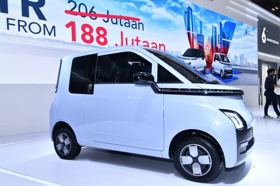 নতুন ইলেকট্রিক মিনি কার Wuling Air ev RHD Air EV 30/50 kW ইলেকট্রিক মোটর দিয়ে আসে 200/300km RANGES