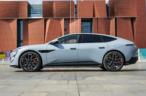 খাঁটি বৈদ্যুতিক যানবাহন AVATR 12 বৈদ্যুতিক গাড়ি 700 কিমি পরিসীমা সহ