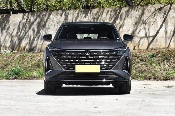 ২০২৪ চ্যাঙ্গান ইউএনআই-জেড প্লাগ ইন হাইব্রিড ইলেকট্রিক গাড়ি ১২০০ কিলোমিটার দূরত্বের সাথে