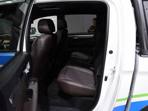 জ্যাক টি৯ হান্টার ইভি অল ইলেকট্রিক পিকআপ ডুয়াল ইলেকট্রিক মোটর ড্রাইভ ট্রেন এবং ৩১০ মাইল (৫০০ কিলোমিটার) এর বেশি CLTC রেঞ্জ সহ