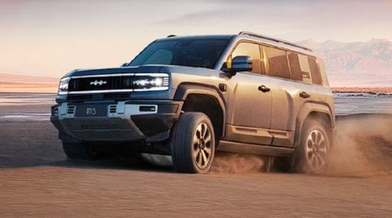 নতুন ইলেকট্রিক ফোর হুইল ড্রাইভ পিএইচইভি বিড ফর্মুলা লিওপার্ড ৫ এর সর্বোচ্চ শক্তি আউটপুট ৫০৫ কেডব্লিউ এবং সর্বোচ্চ টর্ক ৭৬০ এন.এম.