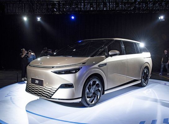 পাইকারি ইলেকট্রিক গাড়ি ব্যবহৃত নতুন গাড়ি XPENG X9 2024 বিগ এমপিভি 4dw 5door 7seat Xiaopeng X9 Big Suv শক্তি যানবাহন