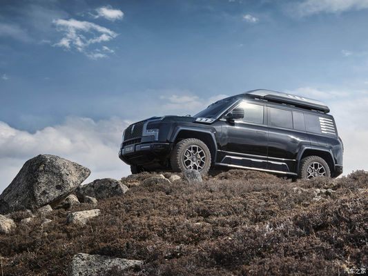 প্রাক বিক্রয় ২০২৪ বেইজিং অটো শো বাইড ইয়ংওয়াং ইউ৮ ২০২৪ বিলাসবহুল অফ রোড যানবাহন ১১৯৭hp ৪মোটর ৪ডব্লিউডি ইলেকট্রিক গাড়ি বাইড ইউ৮ হাইব্রিড