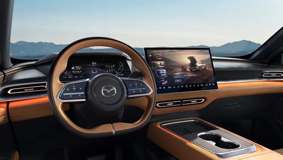 প্রথম পুরোপুরি বৈদ্যুতিক গাড়ি মাজদা ইজেড-৬ হল একটি মসৃণ পিছনের চাকা ড্রাইভ সেডান