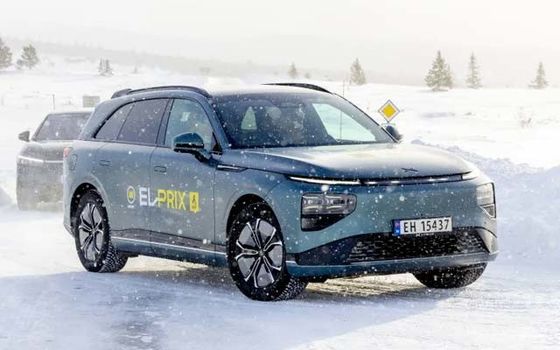 নতুন প্রিমিয়াম ইলেকট্রিক এসইউভি-এক্সপেনগ জি৯ ২০২৪ ৫৭০ কিলোমিটার প্রো ২৩০ মোটরপাওয়ার ৪৩০ এন.এম টর্ক ৬.৪ সেকেন্ড ০-১০০ কিলোমিটার/ঘন্টা ত্বরণ