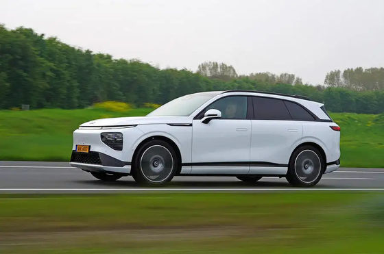 নতুন প্রিমিয়াম ইলেকট্রিক এসইউভি-এক্সপেনগ জি৯ ২০২৪ ৫৭০ কিলোমিটার প্রো ২৩০ মোটরপাওয়ার ৪৩০ এন.এম টর্ক ৬.৪ সেকেন্ড ০-১০০ কিলোমিটার/ঘন্টা ত্বরণ