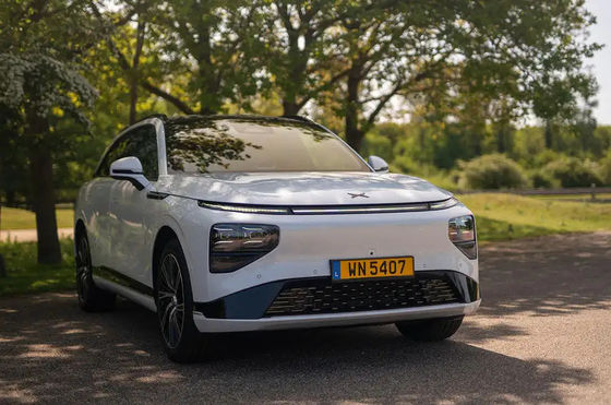 নতুন প্রিমিয়াম ইলেকট্রিক এসইউভি-এক্সপেনগ জি৯ ২০২৪ ৫৭০ কিলোমিটার প্রো ২৩০ মোটরপাওয়ার ৪৩০ এন.এম টর্ক ৬.৪ সেকেন্ড ০-১০০ কিলোমিটার/ঘন্টা ত্বরণ