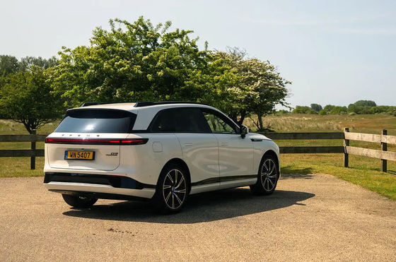 নতুন প্রিমিয়াম ইলেকট্রিক এসইউভি-এক্সপেনগ জি৯ ২০২৪ ৫৭০ কিলোমিটার প্রো ২৩০ মোটরপাওয়ার ৪৩০ এন.এম টর্ক ৬.৪ সেকেন্ড ০-১০০ কিলোমিটার/ঘন্টা ত্বরণ