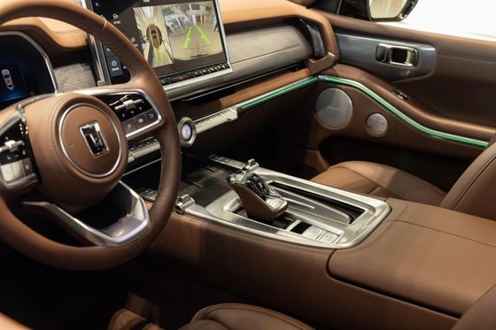 জিডব্লিউএম ট্যাঙ্ক বিলাসবহুল অফ রোড এসইউভি পিএইচভি এডব্লিউডি ড্রাইভট্রেন 190 কিমি / ঘন্টা সর্বোচ্চ গতি 3.0 টন 360 পিএস ভি 6 ইঞ্জিন এবং 0.4 ঘন্টা দ্রুত চার্জিং সময় সহ