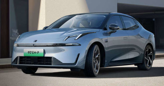 শক্তিশালী নতুন হাইব্রিড গাড়ি লিনক & CO 07 EM-P 163 PS এবং 255 Nm টর্ক এবং 160kw মোটর শক্তি & 3 গতি DHT গিয়ারবক্স সহ