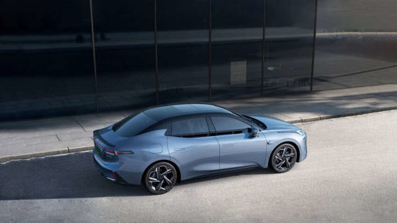 শক্তিশালী নতুন হাইব্রিড গাড়ি লিনক & CO 07 EM-P 163 PS এবং 255 Nm টর্ক এবং 160kw মোটর শক্তি & 3 গতি DHT গিয়ারবক্স সহ