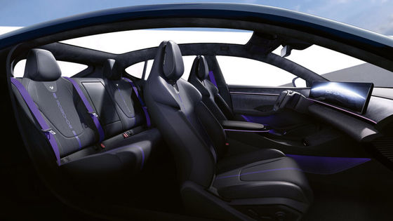 প্রাক-বিক্রয় Geely&Baidu যৌথ ব্র্যান্ড Jiyue07 200kw/271P.s মোটর শক্তি সহ বিশুদ্ধ বৈদ্যুতিক যানবাহন 2WD ড্রাইভট্রেন 4door/5seats