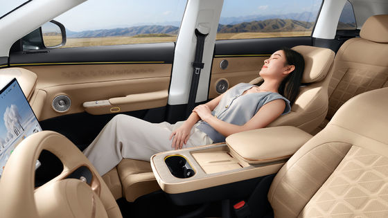 সর্বশেষ ইভি গাড়ি REEV EXEED ET 200 প্লাস সর্বোচ্চ শক্তি 195kw & 324N.m টর্ক 7.8 সেকেন্ড 0-100km / h ত্বরণ বৈদ্যুতিক যানবাহন