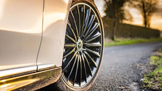 সবচেয়ে আকর্ষণীয় মূল্যের ইলেকট্রিক গাড়ির মের্সেডস-বেঞ্জ EQE 300 সেডান 525kmrange 180kw/245P.s ক্ষমতা w 210kmph সর্বোচ্চ গতি