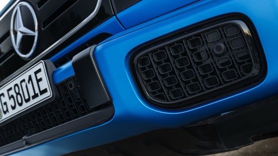 হাই-এন্ড অফ রোডার প্রিসেল ২০২৫ মের্সেডস-বেঞ্জ জি৫৮০ ইকিউ টেকনোলজি দিয়ে গি উইজ ১১৬ কিলোওয়াট ব্যাটারি ১৮০ কিমি/ঘন্টা সর্বোচ্চ গতি