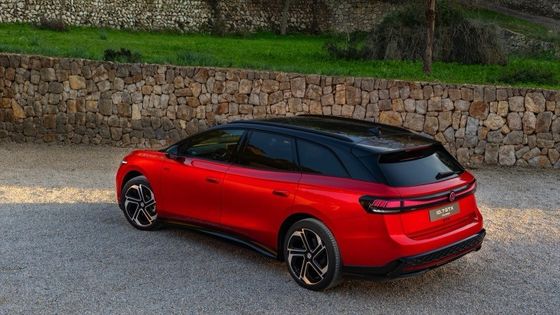 ভক্সওয়াগেন আইডি 7 ট্যুরার জিটিএক্স নিউ ইঞ্জিনিয়ারিং যানবাহন ৯১ কিলোওয়াট ব্যাটারি সহ ২৫০ কিলোওয়াট (৩৪০ পি.এস) মোটর পাওয়ার ৬.০ সেকেন্ড ত্বরণ ০-১০০ কিমি/ঘন্টা