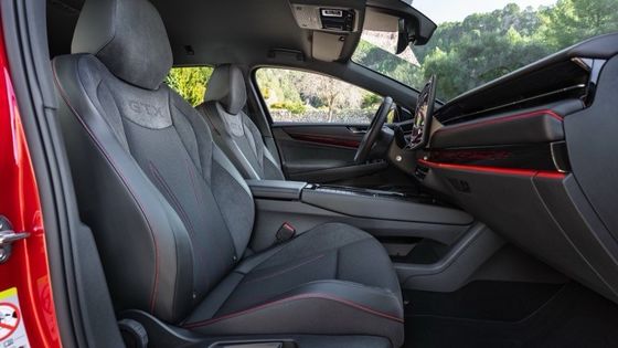 ভক্সওয়াগেন আইডি 7 ট্যুরার জিটিএক্স নিউ ইঞ্জিনিয়ারিং যানবাহন ৯১ কিলোওয়াট ব্যাটারি সহ ২৫০ কিলোওয়াট (৩৪০ পি.এস) মোটর পাওয়ার ৬.০ সেকেন্ড ত্বরণ ০-১০০ কিমি/ঘন্টা