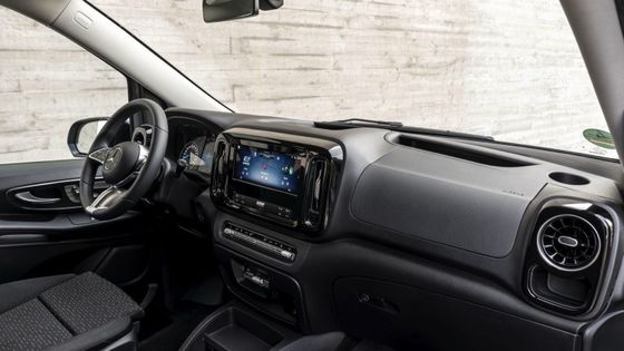 9 সিটার ইভি মের্সেডস-বেঞ্জ ইভিটো ট্যুরার লং একটি 201bhp বৈদ্যুতিক মোটর এবং 90kWh ব্যবহারযোগ্য ব্যাটারি সহ