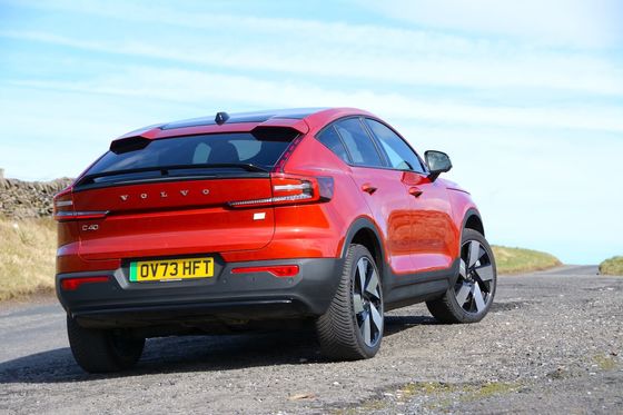 ওল্টপ 326 মাইল 4.7 সেকেন্ডের ত্বরণ 0-62mph 408hp মোটর অশ্বশক্তি সহ অল-রাউন্ড ইভি ভলভো EC40 আলটিমেট টুইন মোটর