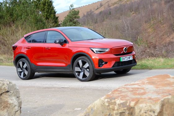 ওল্টপ 326 মাইল 4.7 সেকেন্ডের ত্বরণ 0-62mph 408hp মোটর অশ্বশক্তি সহ অল-রাউন্ড ইভি ভলভো EC40 আলটিমেট টুইন মোটর