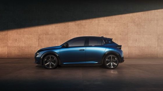 লিমিটেড প্রথম বৈদ্যুতিক গাড়ি ল্যানসিয়া ইপসিলন এর 154 অশ্বশক্তি এবং 260 এন.এম. এর জন্য সামনের মাউন্ট করা মোটর সঙ্গে