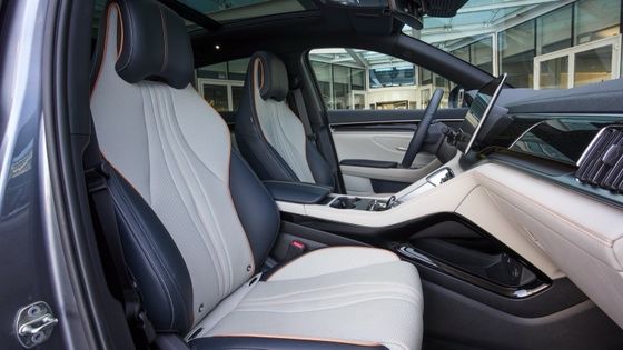 FWD 1.5L ইঞ্জিন BYD SEAL U DM-i PHEV বৈদ্যুতিক মোটর সহ বৈদ্যুতিক গাড়ি 18.3kwh ব্যাটারি সর্বোচ্চ শক্তি 214bhp