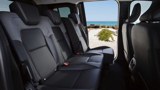 আরামদায়ক ড্রাইভিং পজিশন এবং ব্যবহারিক কেবিন সঙ্গে ভাল মান নিসান টাউনস্টার MPV Pure Ev সঙ্গে WLTP 285km