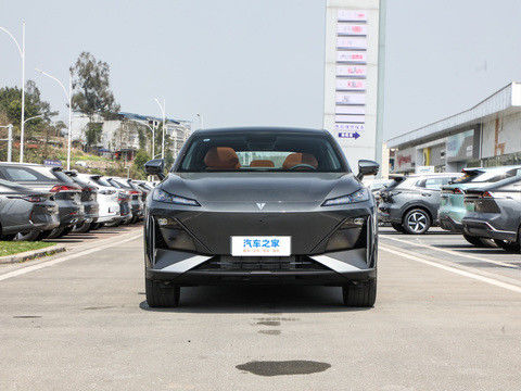 সর্বশেষ হুয়াওয়ে সিস্টেম DEEPAL S07 2024 EREV 121km CLTC0.5h দ্রুত চার্জিং সময় 175kW সর্বোচ্চ শক্তি 320N.m টর্ক